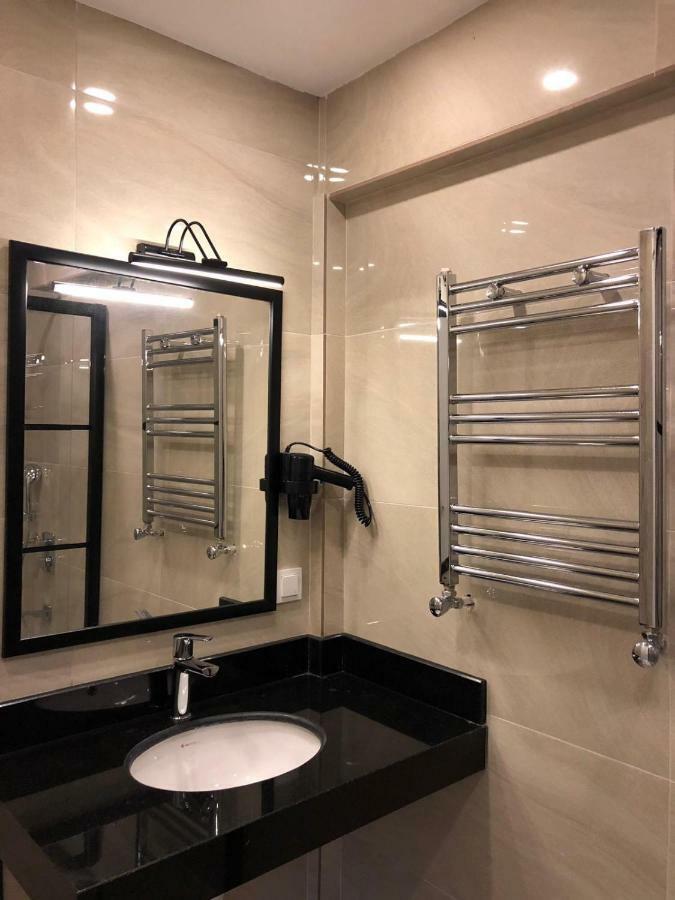 Victoria Hotel And Lounge فوكا المظهر الخارجي الصورة